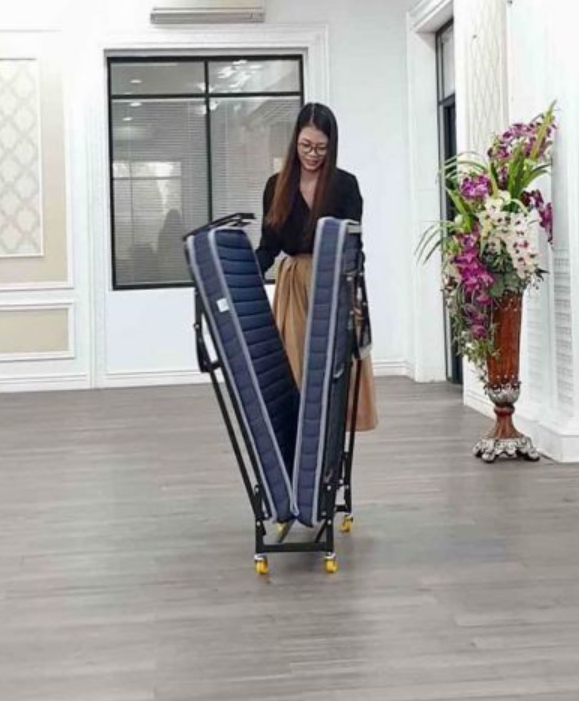 Không Gian Kho Chật Hẹp Vì Giường Phụ? Đã Đến Lúc Chuyển Sang Giường Gấp ELAN